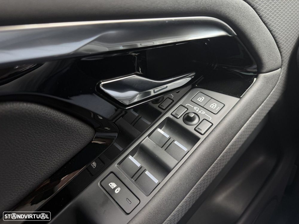 Land Rover Range Rover Evoque 1.5 P160 R-Dynamic S Auto - 29