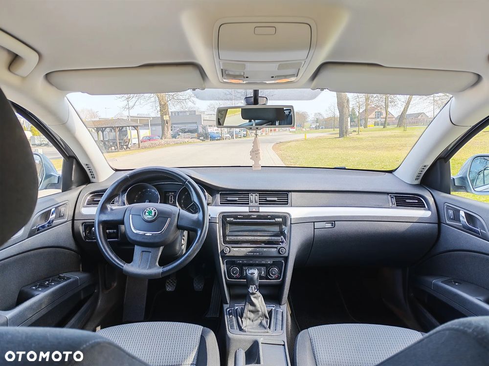 Skoda Superb 1.6 TDI Active Greenline - 14