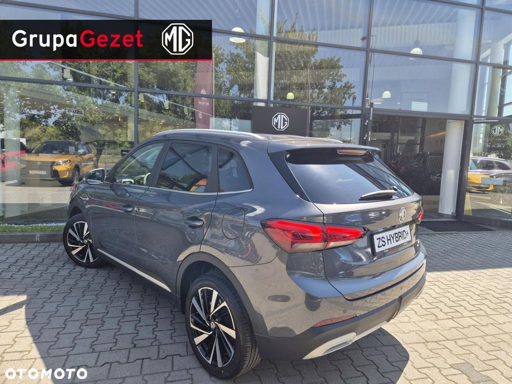 MG ZS - 4