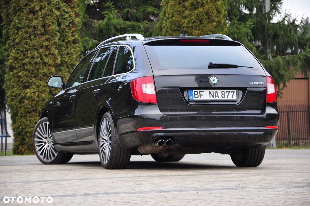 Skoda Superb 2.0 TDI L&K DSG - 23