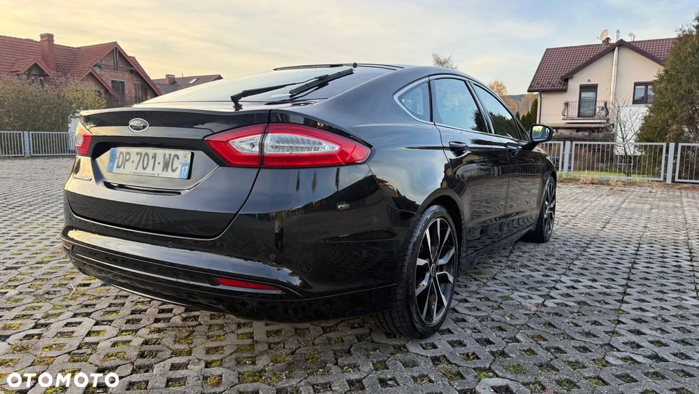 Ford Mondeo 2.0 TDCi Start-Stopp PowerShift-Aut Titanium - 4