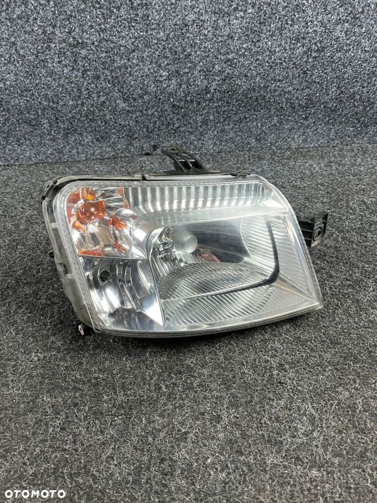 fiat panda II lampa prawy przód prawa przednia