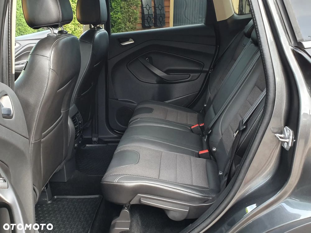 Ford Kuga 2.0 TDCi 4x4 Titanium - 15