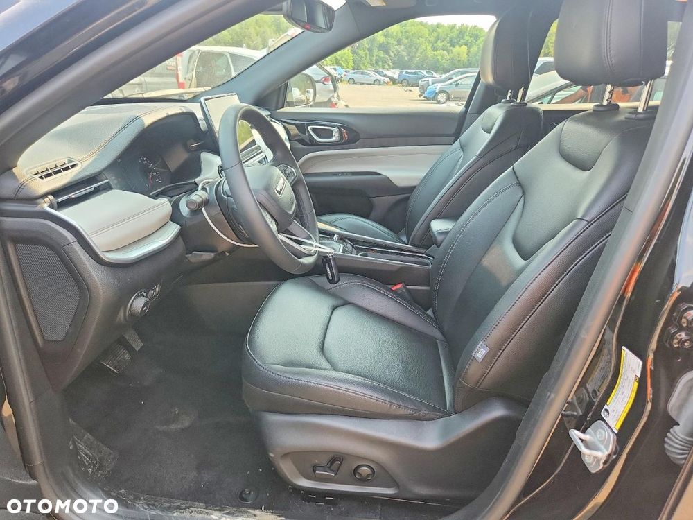 Jeep Compass - 8