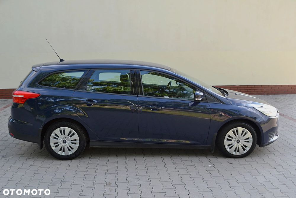 Ford Focus 1.5 TDCi Trend - 18