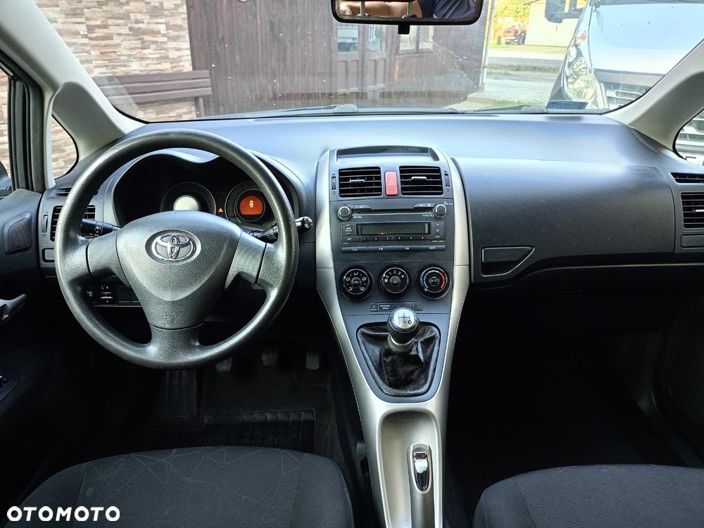 Toyota Auris 1.6 VVT-i Sol - 5