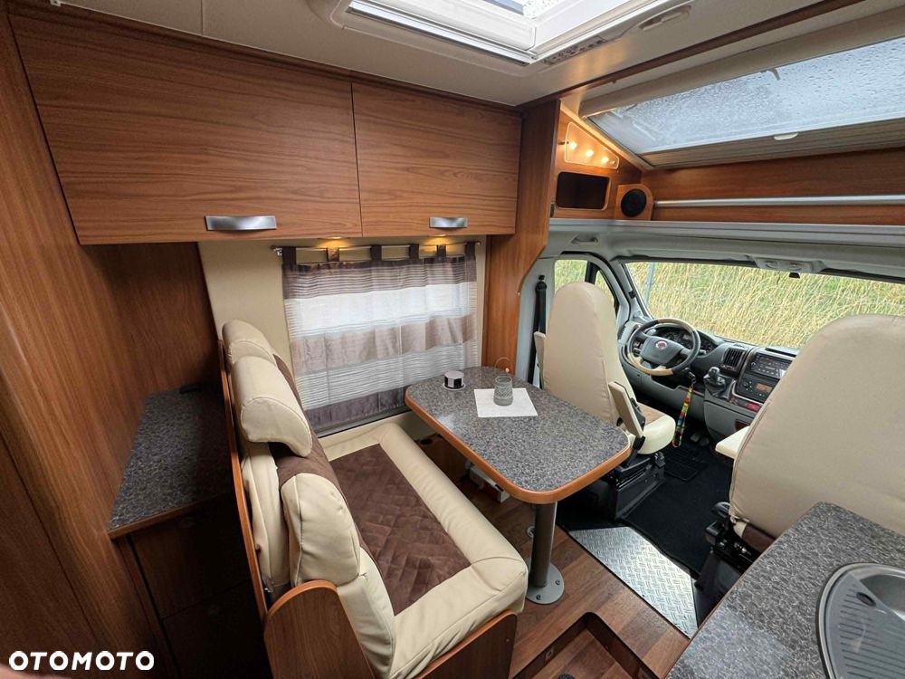 Dethleffs Globe4 T6911 - Używany, Niski Przebieg, Bogate Wyposażenie, GRATIS - 16