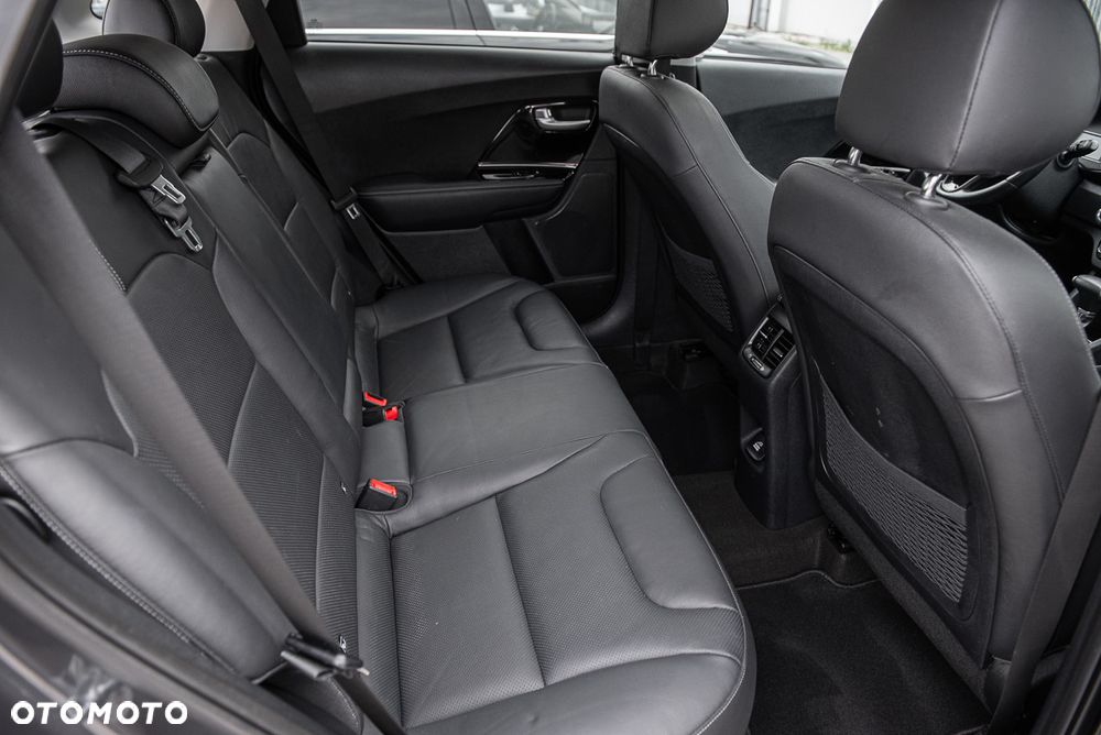 Kia Niro 1.6 GDI HEV 2WD OPF Vision - 37