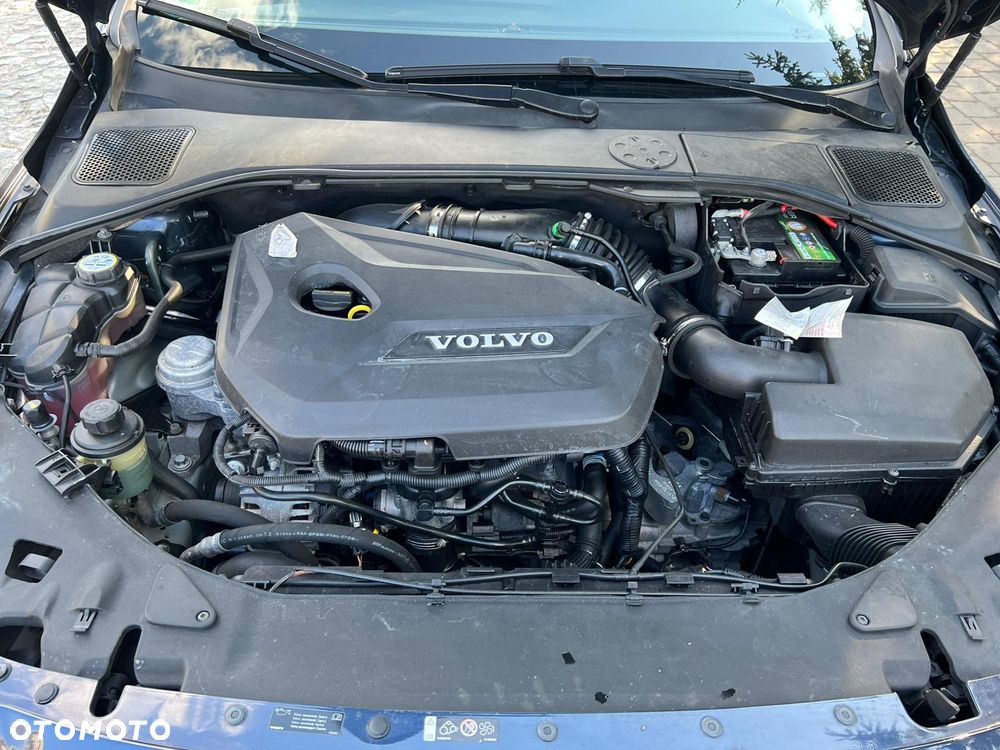 Volvo V60 T4 Summum - 39