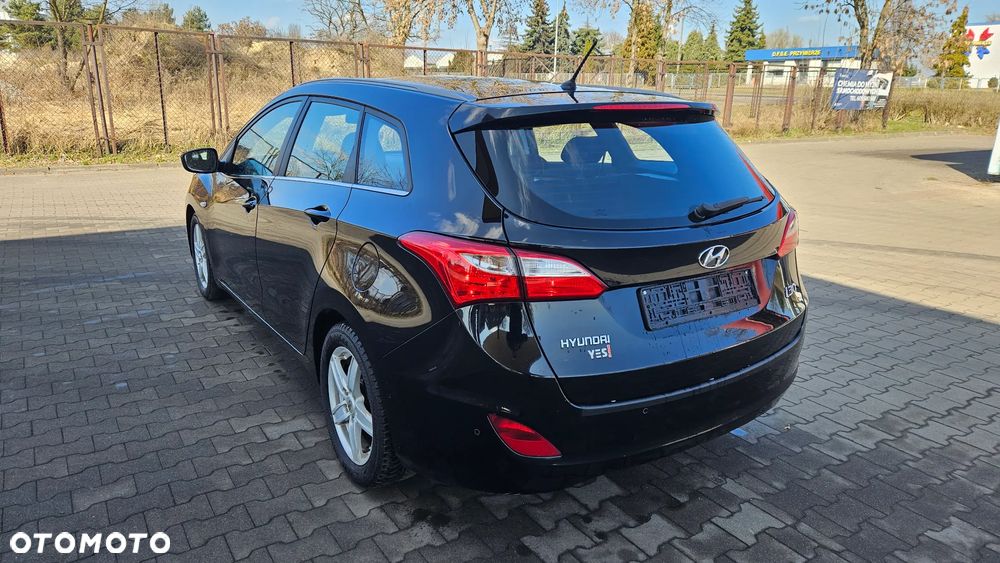 Hyundai i30 blue 1.6 GDI Trend - 8