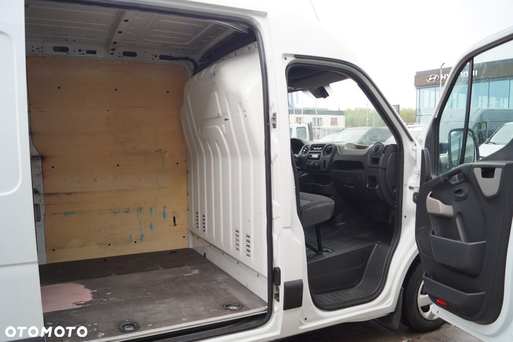 Nissan NV400 - 22