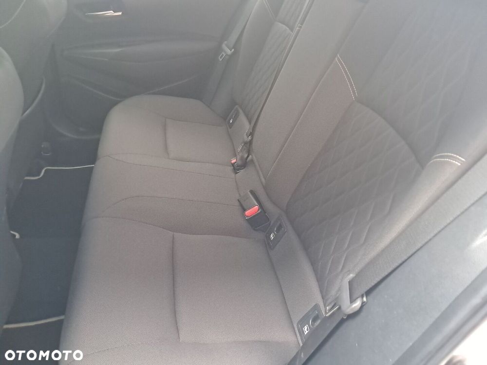 Toyota Corolla 1.8 Hybrid Comfort - 13