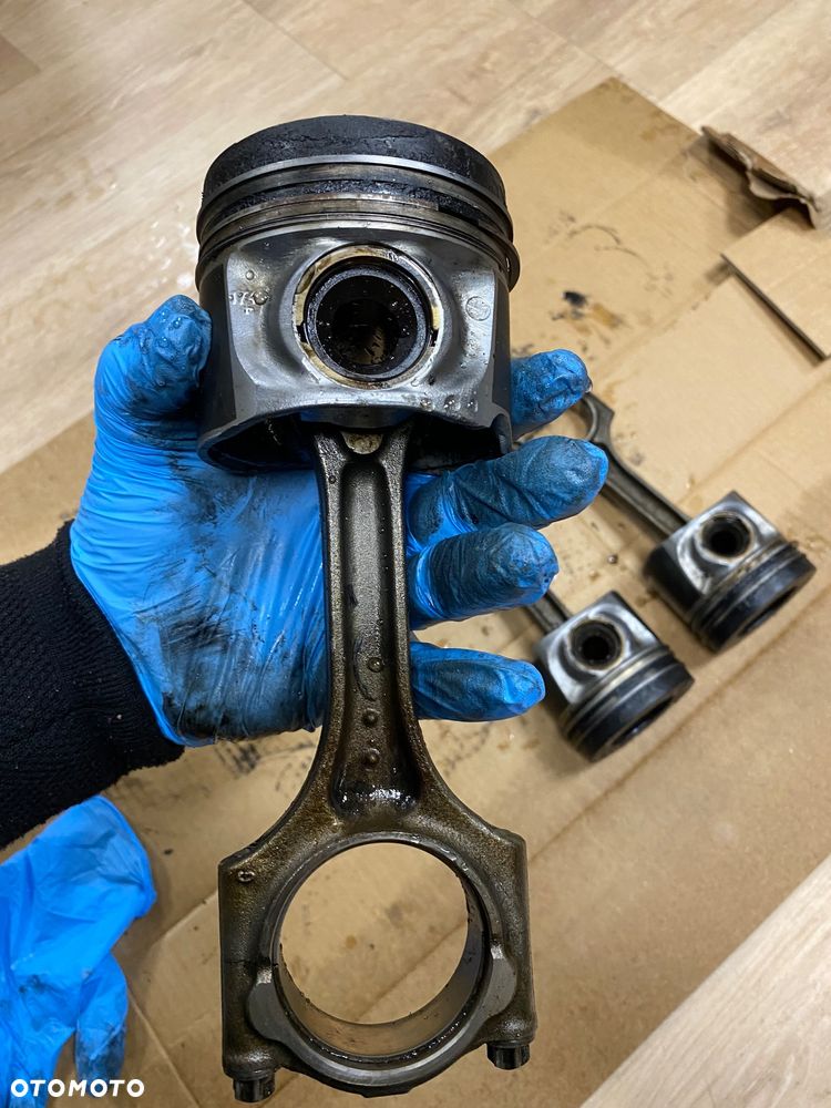 Volvo XC90 v99 s90 v60 Tłok korbowód 235 km 17r - 8