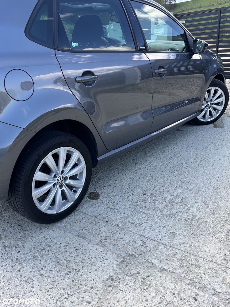 Volkswagen Polo - 2
