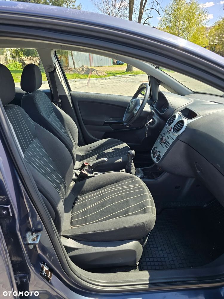 Opel Corsa - 10