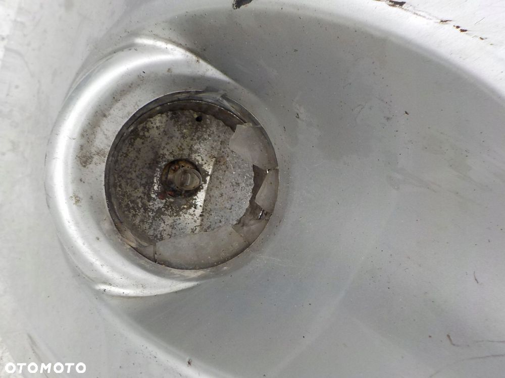 550 SUBARU IMPREZA III GH ZDERZAK PRZÓD PRZEDNI - 6