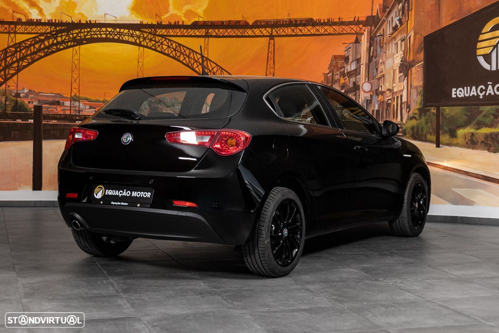 Alfa Romeo Giulietta 1.6 JTDM - 4
