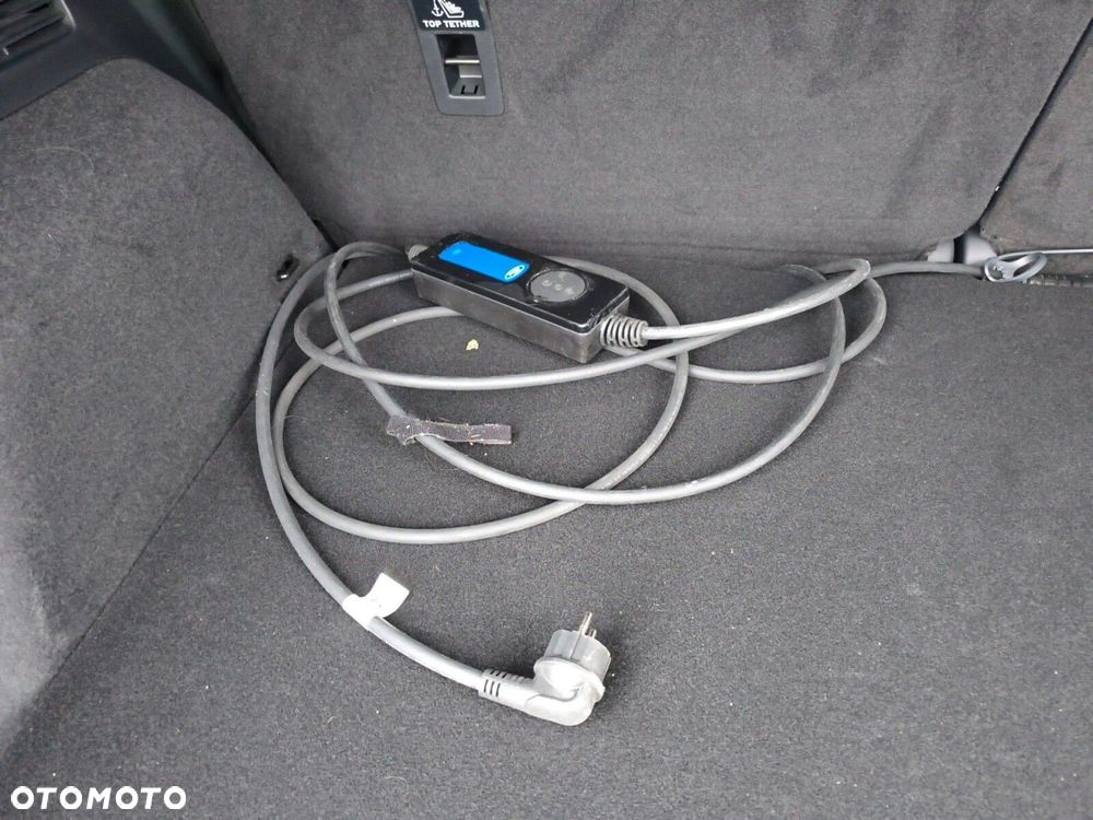 Ford Kuga - 9