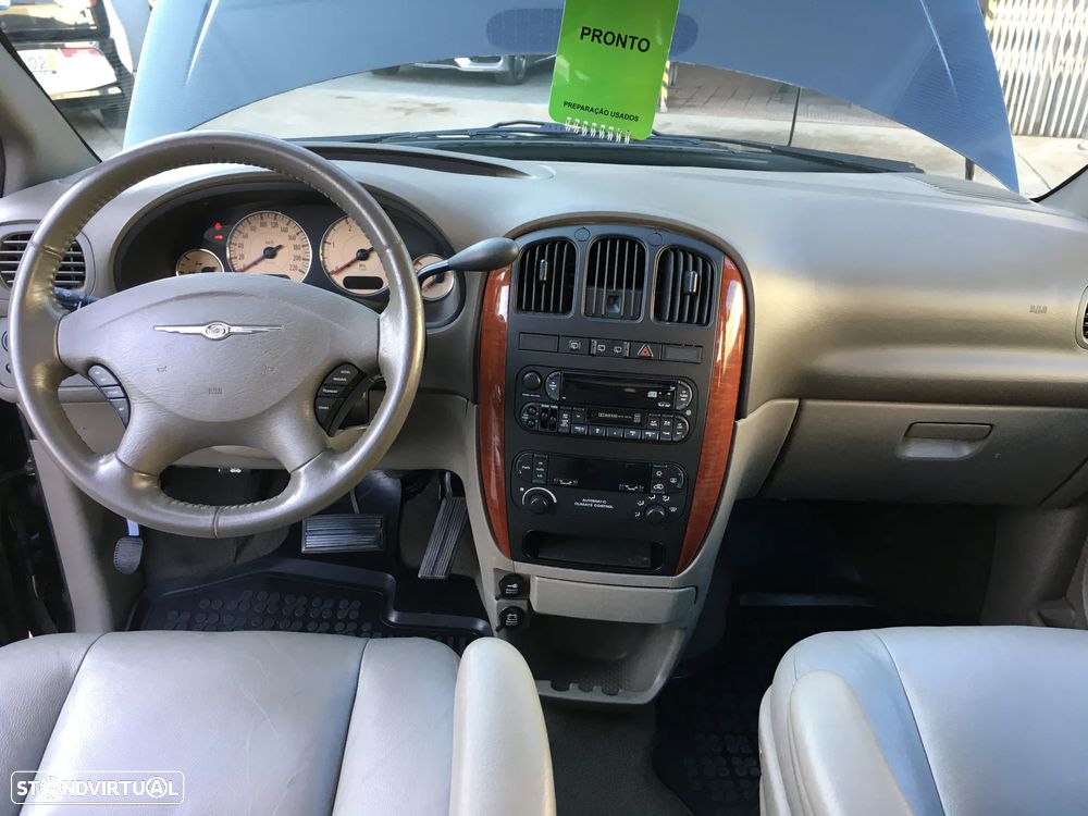 Chrysler Voyager 2.8 CRD ATX LX - 9
