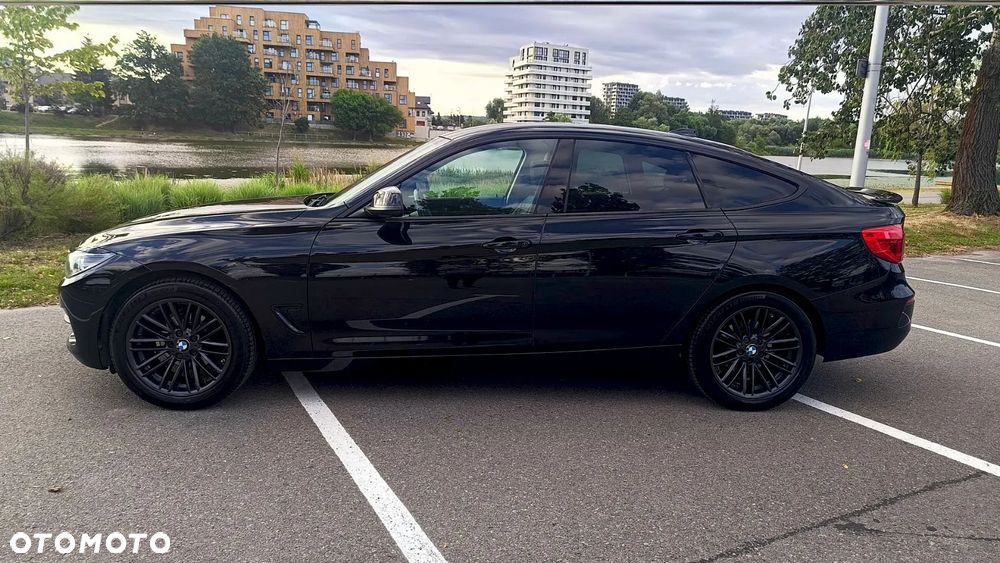 BMW 3GT 318d - 12
