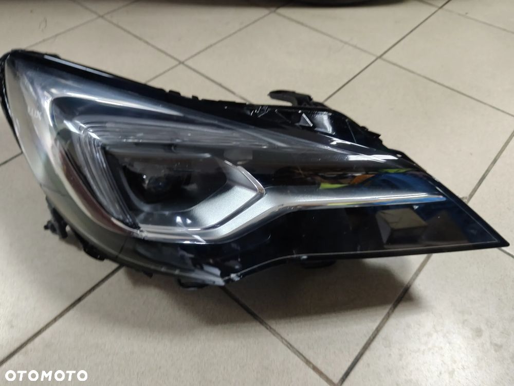 OPEL ASTRA K V prawy REFLEKTOR EUROPA full led - 1