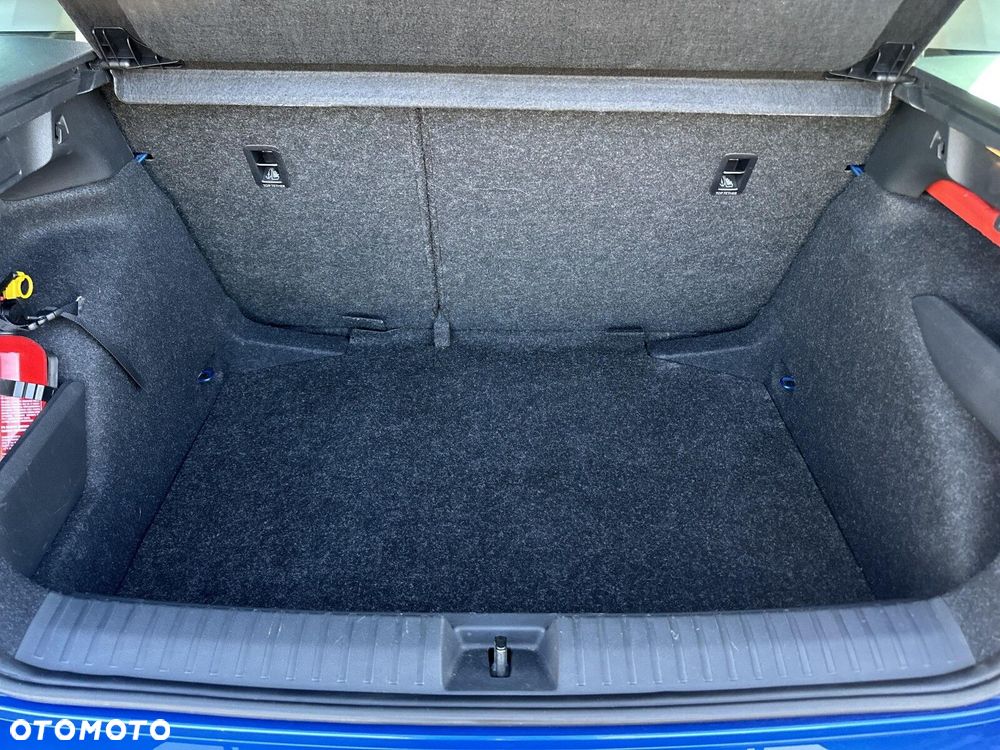 Skoda Kamiq 1.0 TSI Ambition DSG - 32