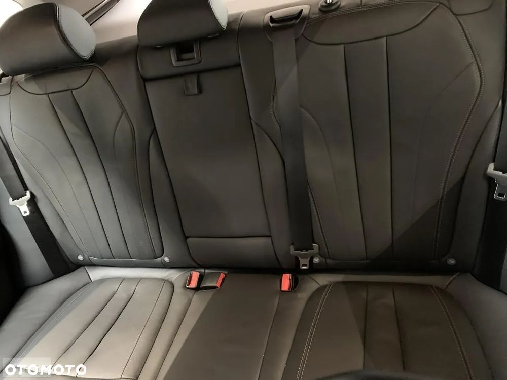 BMW X5 xDrive25d - 28