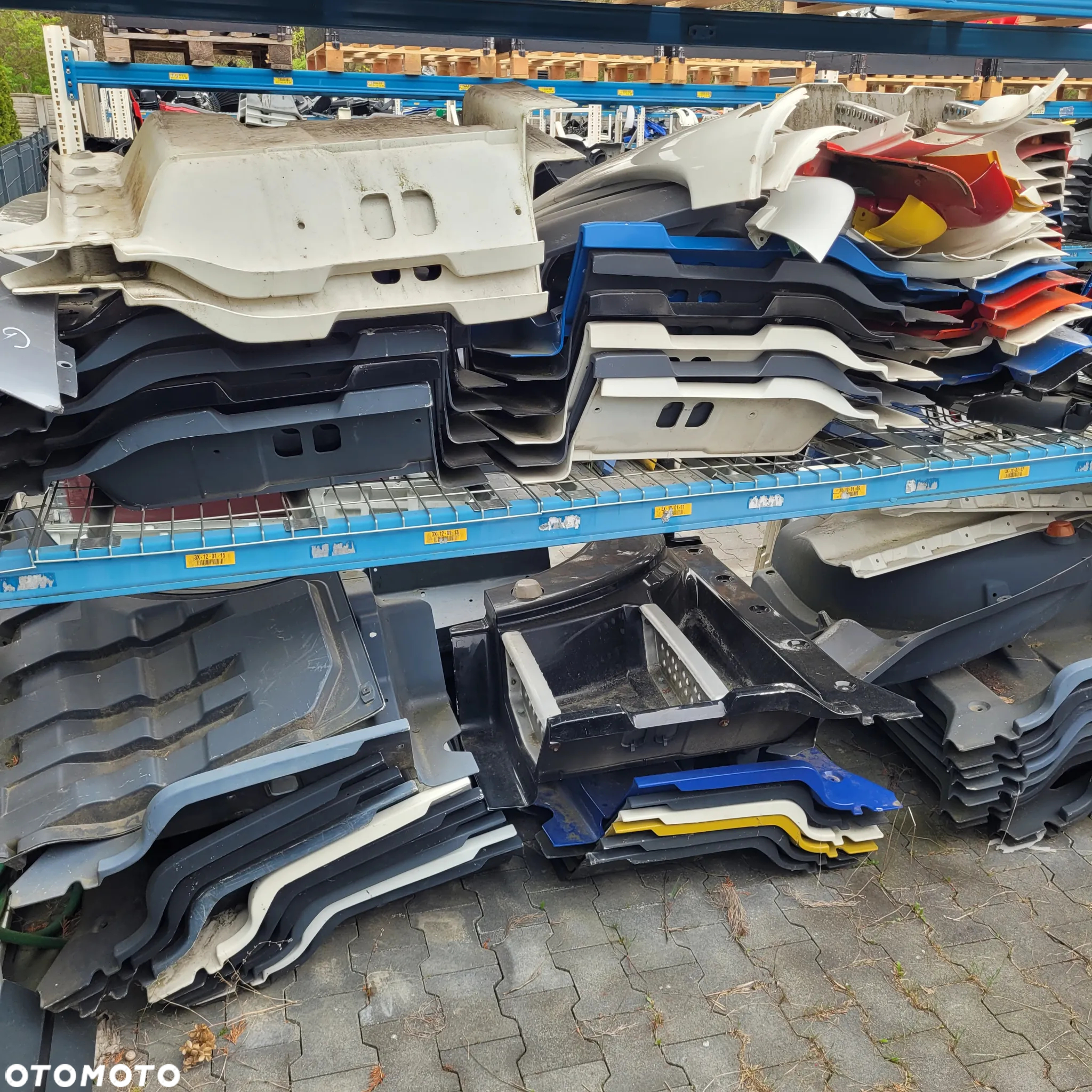 STOPNICA MAN TGS TGX ORYGINAŁ RH LH CHWALIM116 - 2