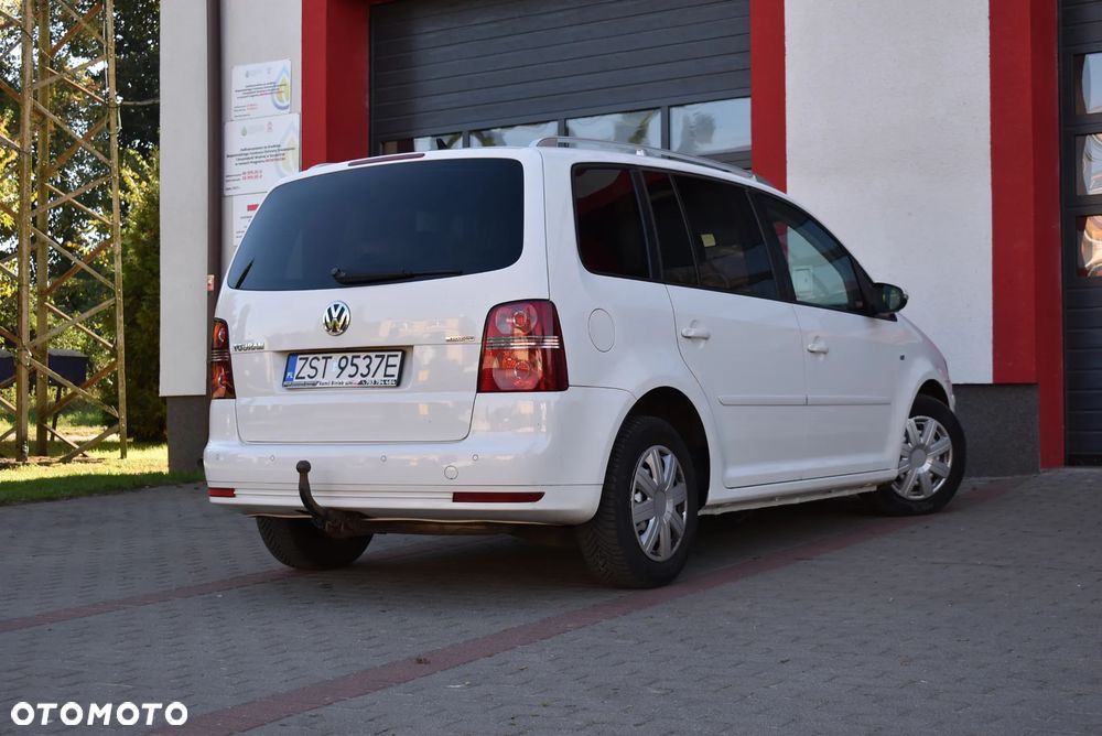 Volkswagen Touran - 35
