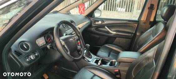 Ford S-Max 2.0 TDCi Titanium - 3