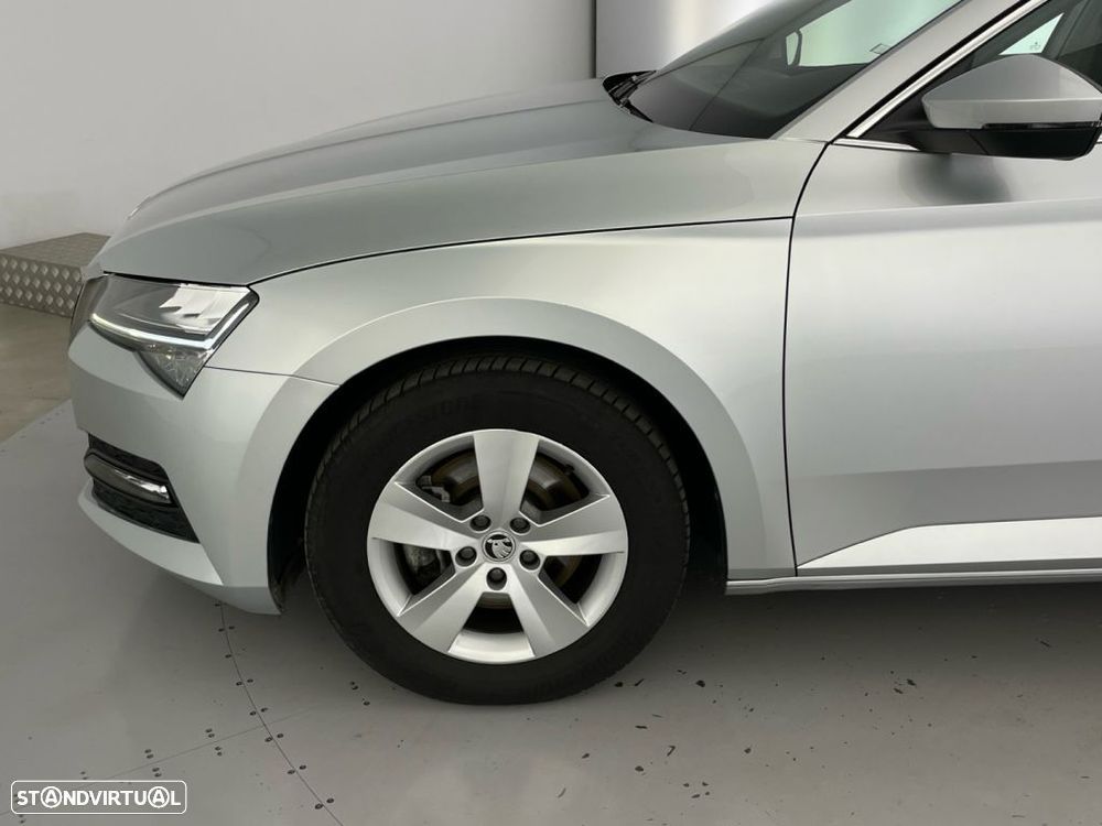 Skoda Superb Break 2.0 TDI Ambition DSG - 17