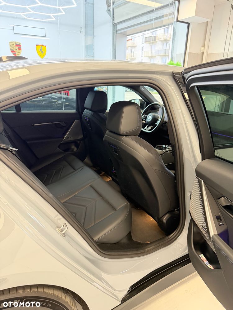 BMW Seria 5 520i mHEV M Sport Edition - 8