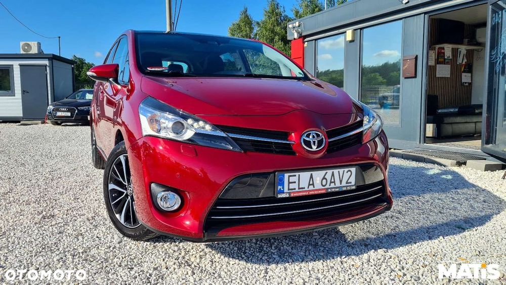 Toyota Verso - 5