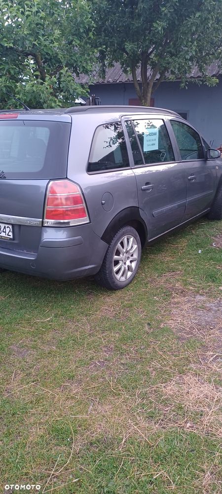 Opel Zafira - 3