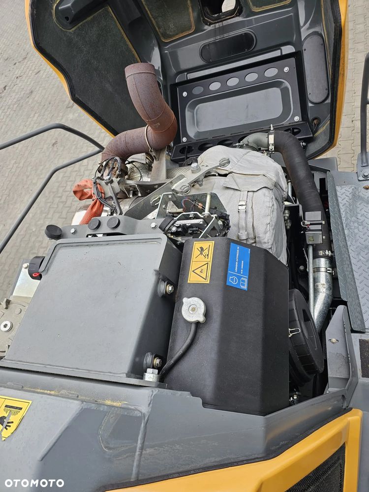 Liebherr L 550 XPower - 15