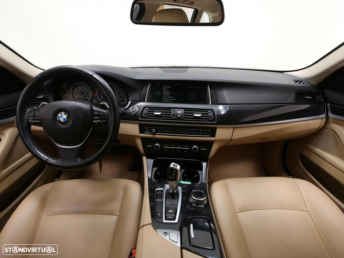 BMW 520 - 7