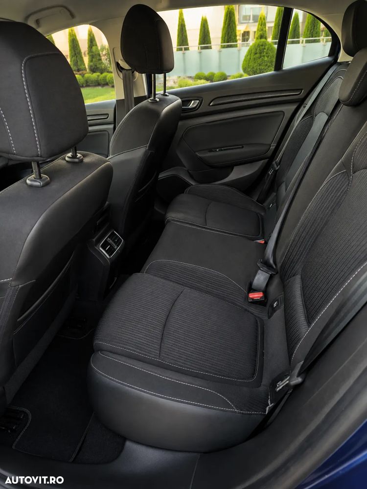 Renault Megane - 5