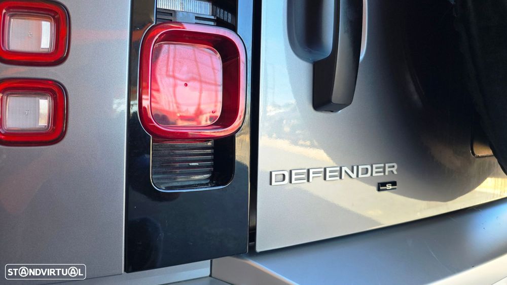 Land Rover Defender 2.0 D 110 AWD S - 39