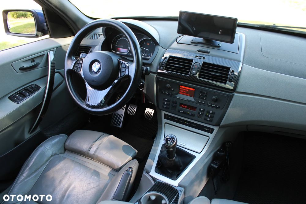 BMW X3 3.0i - 19