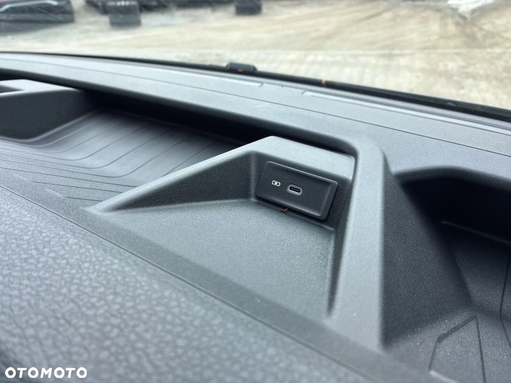 Volkswagen Crafter 35 AUTOMAT/Fugron, 2.0 BiTDI 177 KM, Wysoki dach, r. o. 4490mm - 36