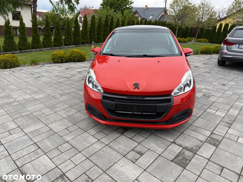 Peugeot 208 - 6
