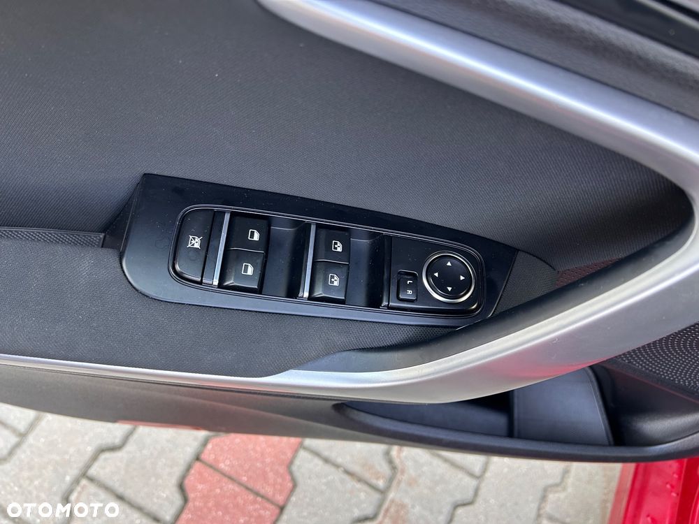 Kia Ceed 1.5 T-GDI M DCT - 33