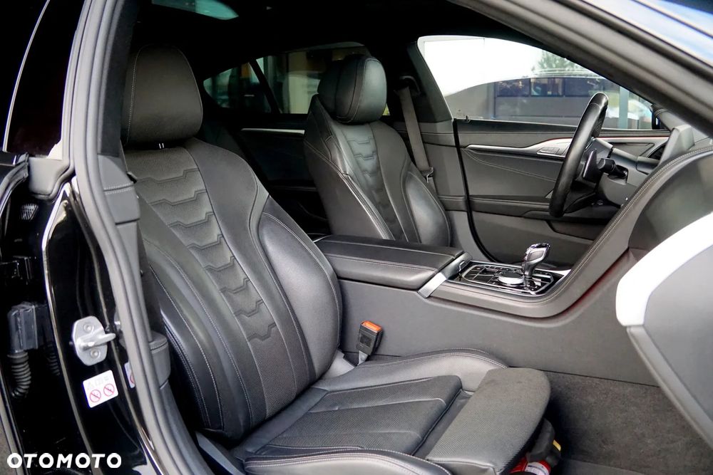 BMW Seria 8 840i Gran Coupe xDrive - 24