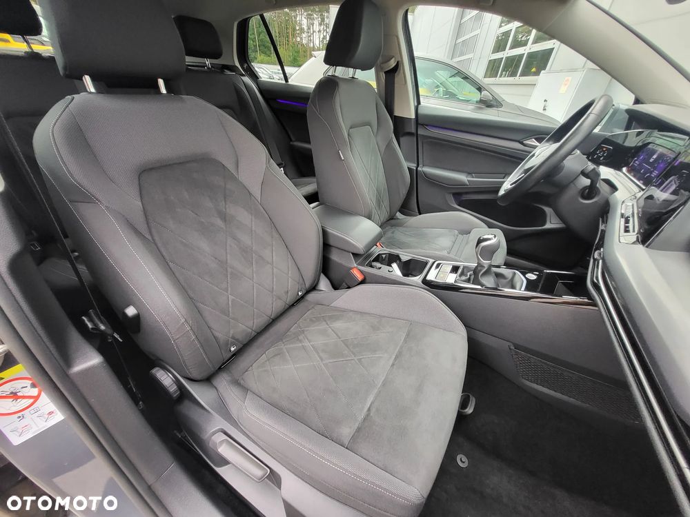 Volkswagen Golf 1.5 TSI EVO Style - 25