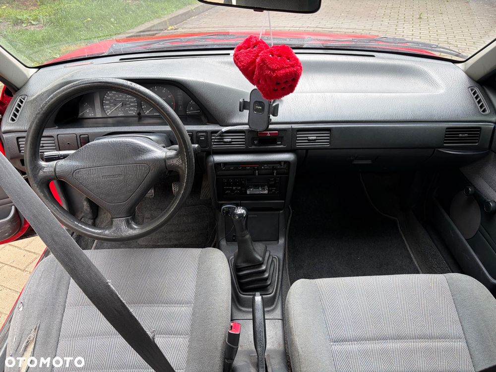 Mazda Protege - 6