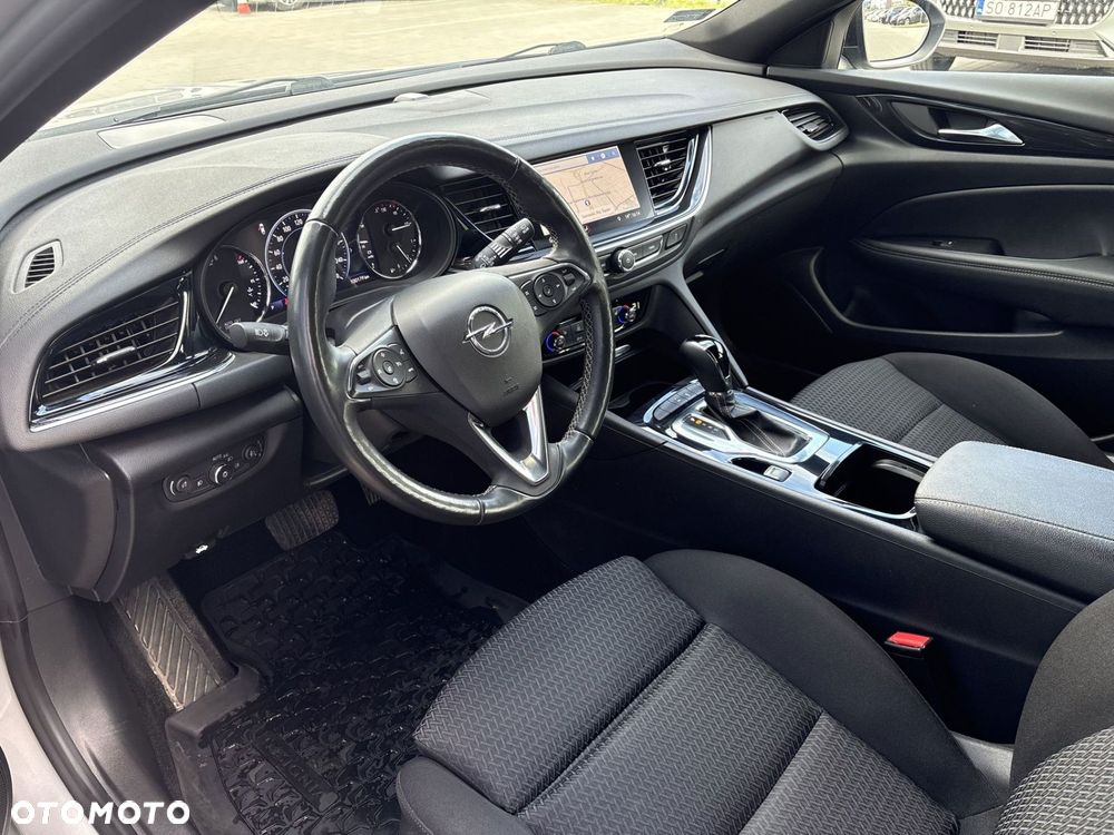Opel Insignia - 9