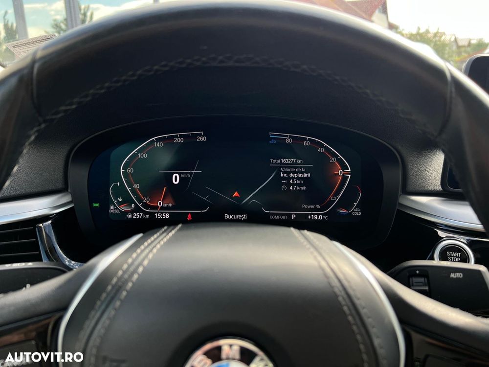 BMW Seria 5 520d xDrive AT MHEV - 17