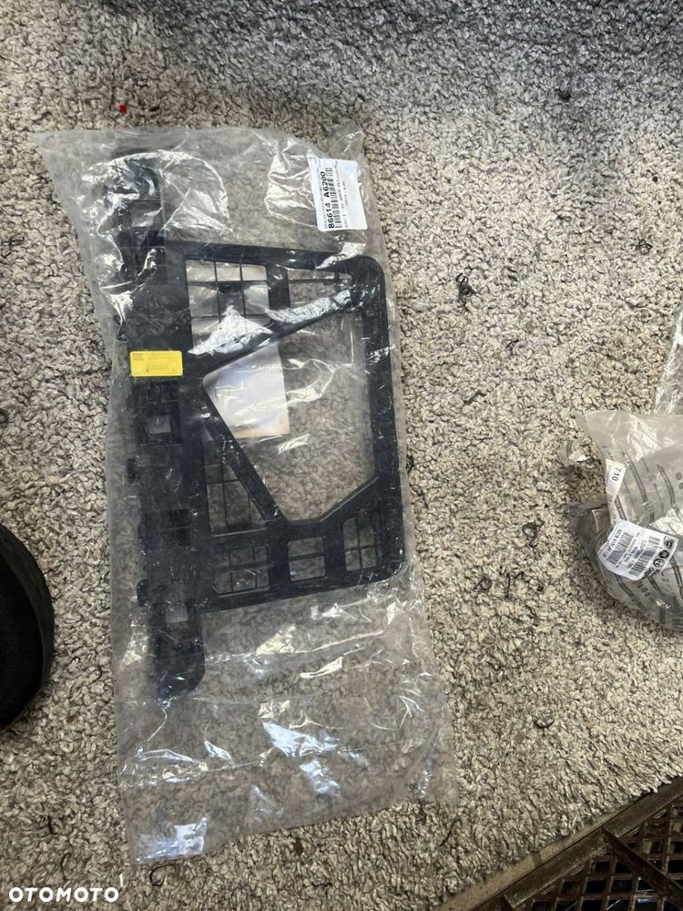 ŚLIZG ZDERZAKA HYUNDAI I30 II TYŁ - 2