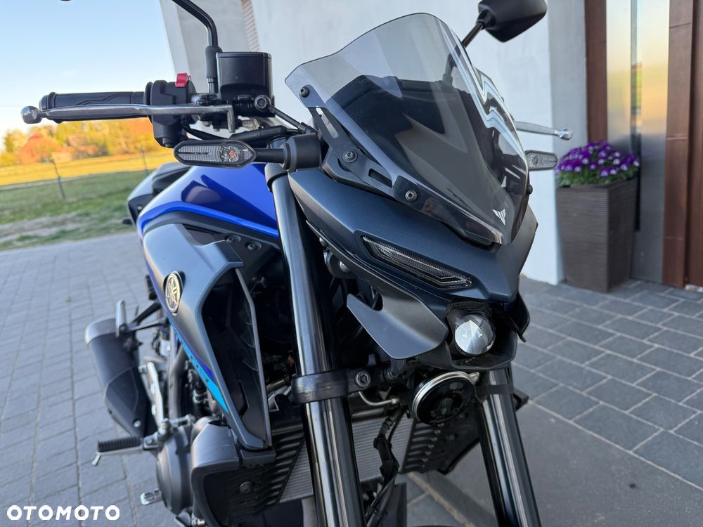 Yamaha MT - 2