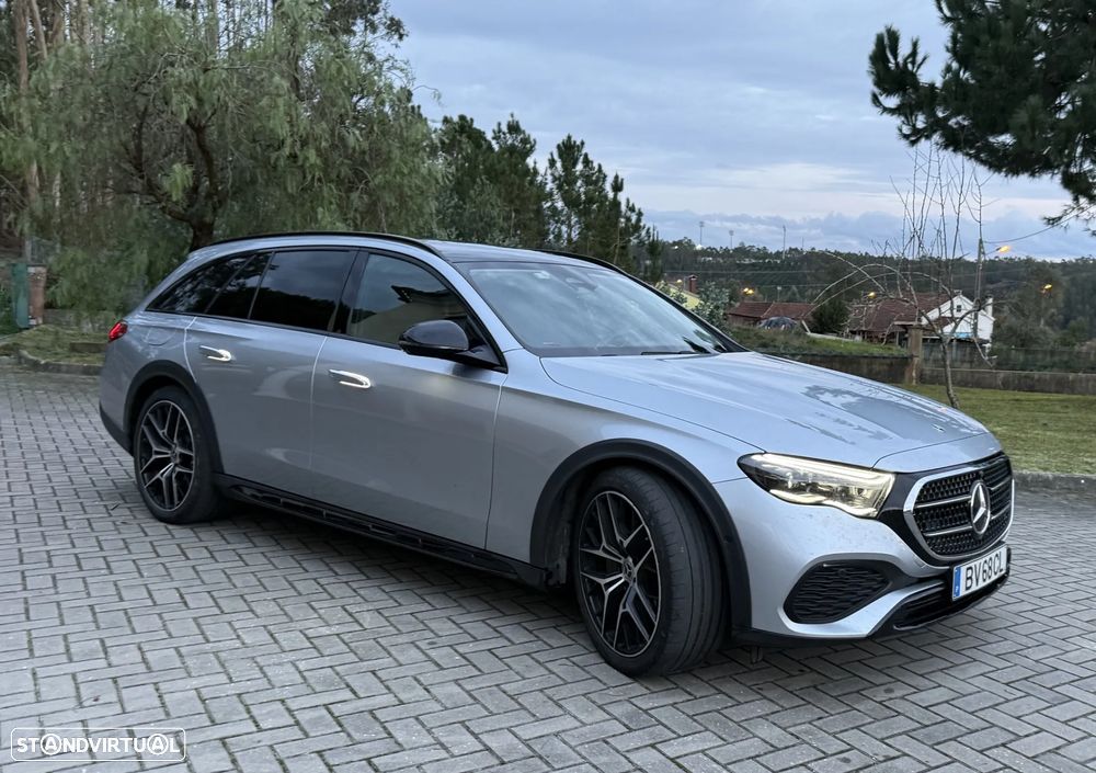 Mercedes-Benz E 300 de 4Matic All-Terrain - 1